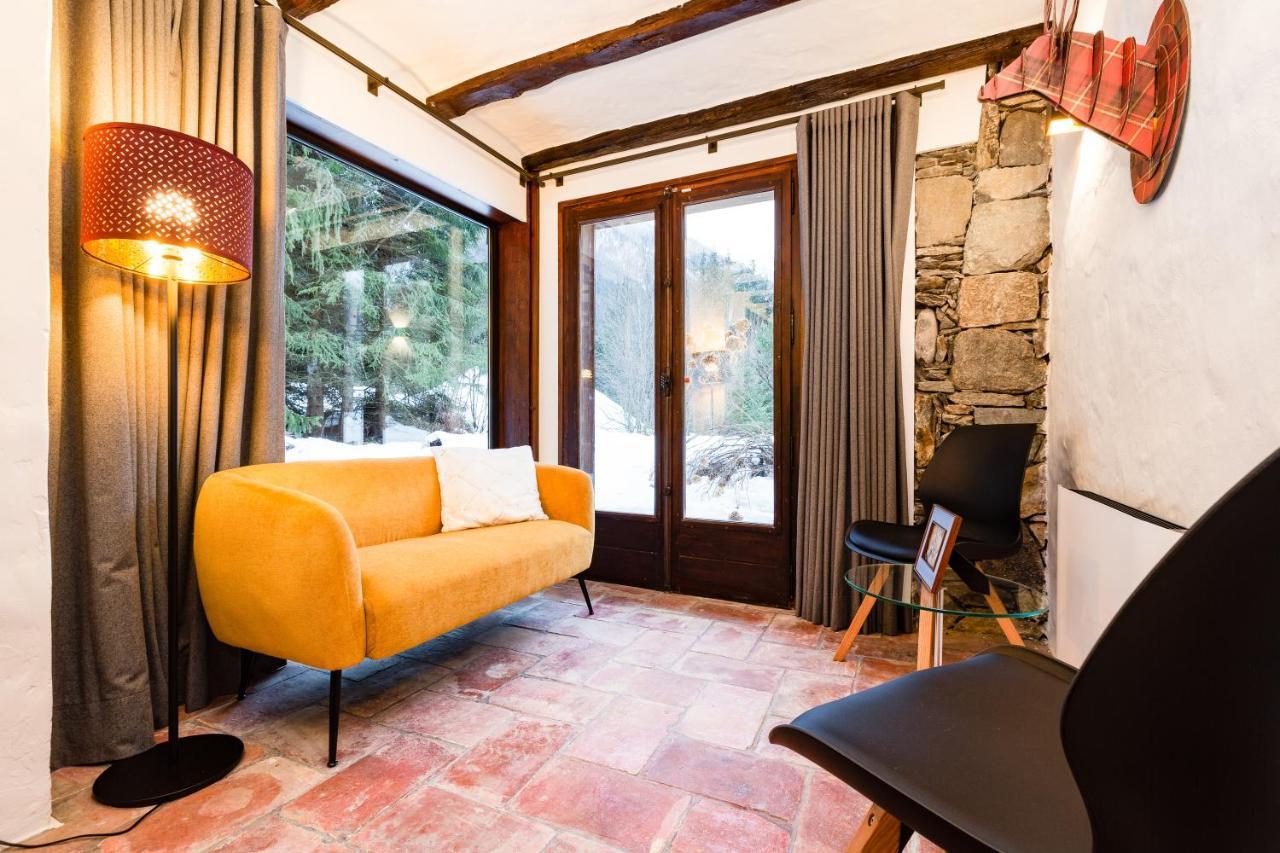 Chalet Les Praz - 280Sqm - Sauna Cinema Fitness - 5 Bedrooms In Heart Of Les Praz - By Cozee Rentals Σαμονί Εξωτερικό φωτογραφία